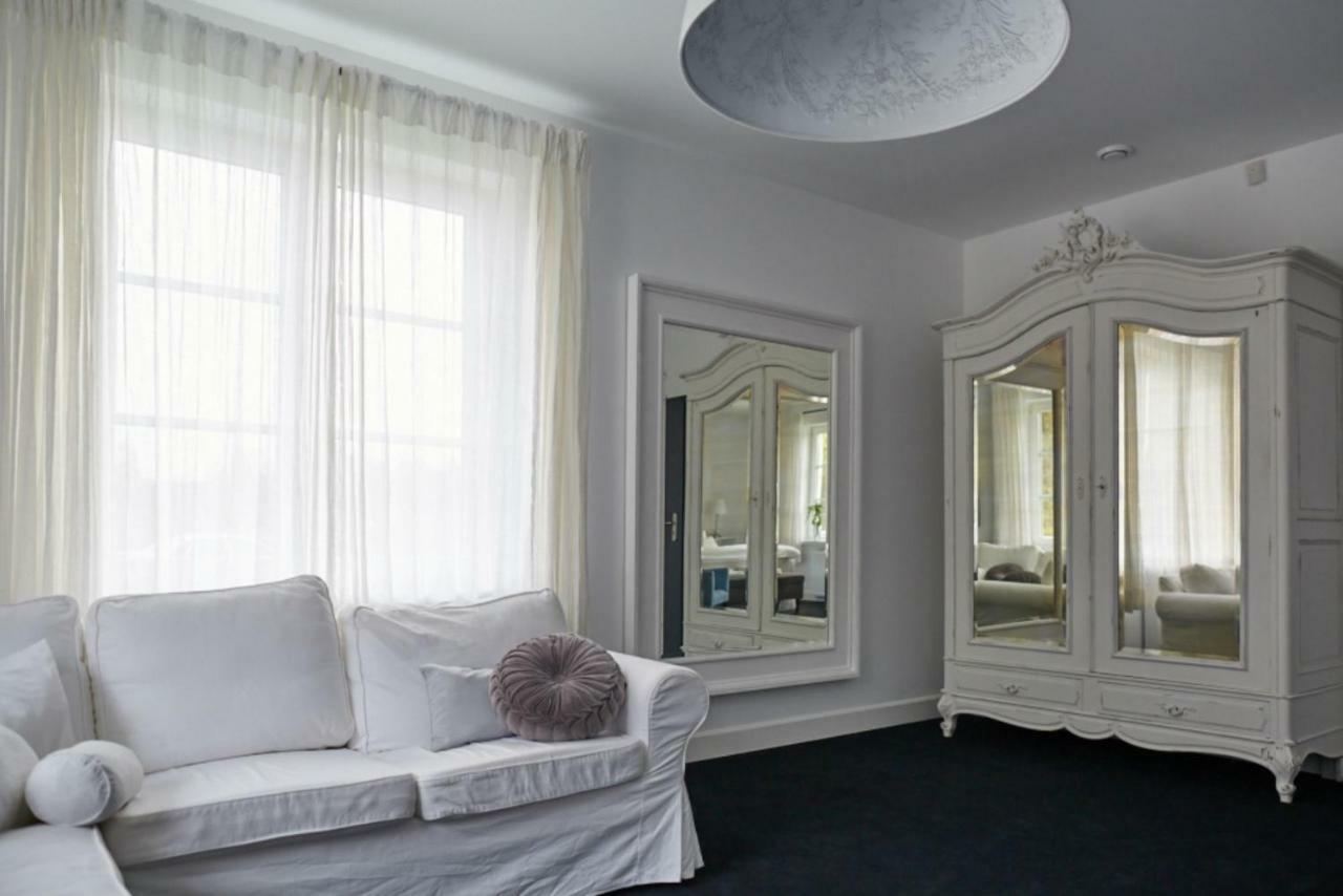 Biala Wstazka B&B Czepino Екстериор снимка